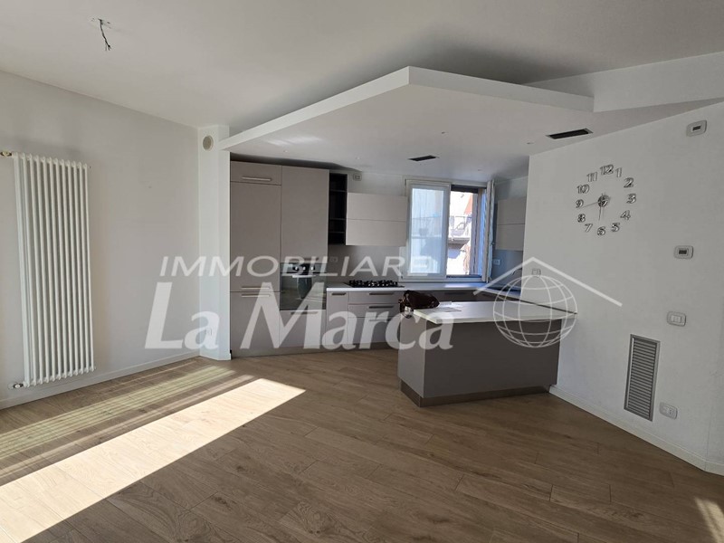 Trilocale in Vendita a Treviso, 239'000€, 99 m²