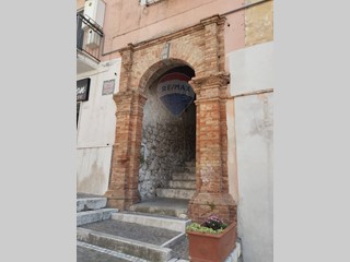 Quadrilocale in Vendita a Minturno, 120'000€, 90 m²