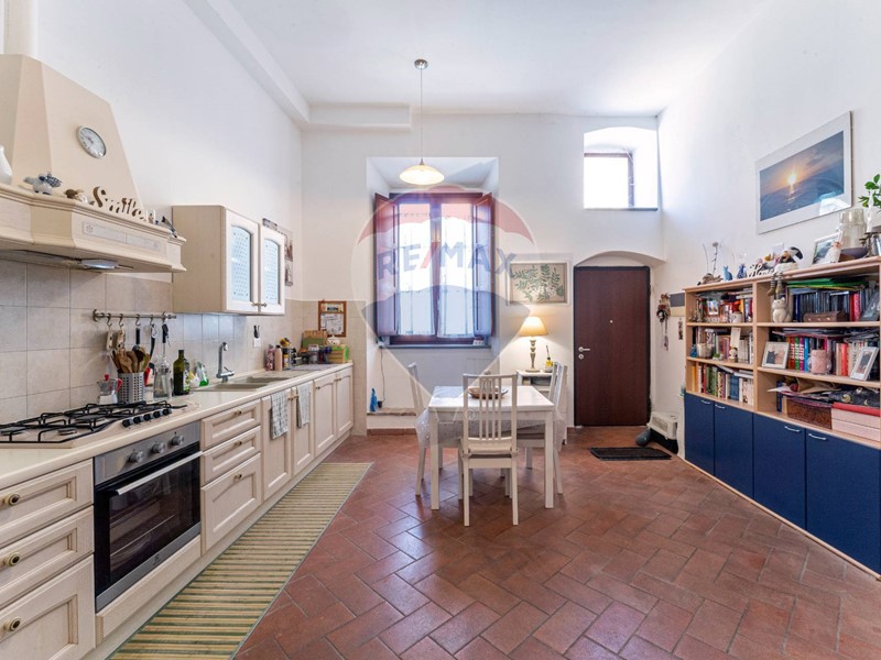 Trilocale in Vendita a Borgo San Lorenzo, 160'000€, 83 m²