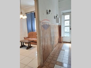 Casa Indipendente in Vendita a Viareggio, 615'000€, 195 m²