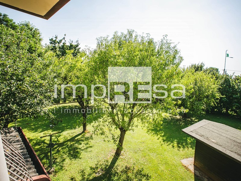 Casa Indipendente in Vendita a Oderzo, 258'000€, 215 m²