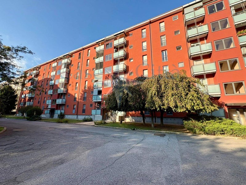 Trilocale in Vendita a Milano, 245'000€, 83 m²