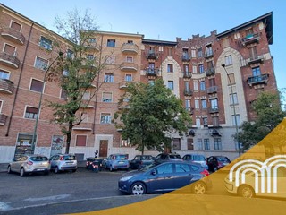 Bilocale in Vendita a Torino, 120'000€, 60 m²
