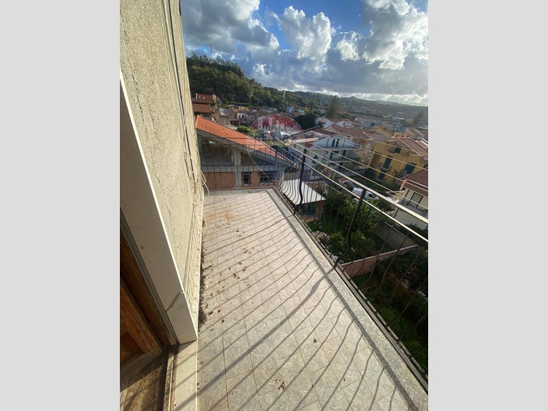 Quadrilocale in Vendita a Saponara, 65'000€, 105 m²