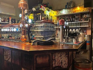 Attività commerciale in Vendita a Jesi, 80'000€, 85 m²