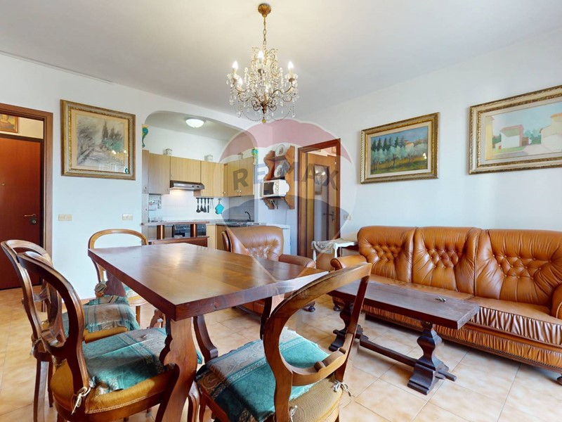 Trilocale in Vendita a Viareggio, 200'000€, 64 m²