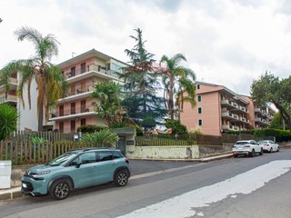 Appartamento in Vendita a Aci Catena, 149'000€, 106 m²
