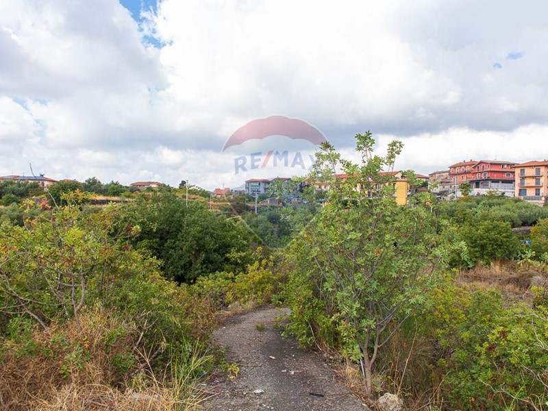 Terreno agricolo in Vendita a Camporotondo Etneo, 300'000&euro;, 30000 m²