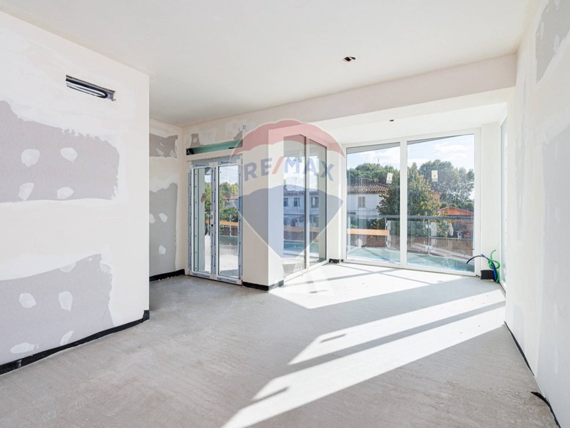 Bilocale in Vendita a Roma, 155'000€, 58 m²