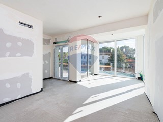 Bilocale in Vendita a Roma, 155'000€, 58 m²