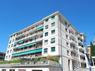 Appartamento in Vendita a Genova, 210'000€, 95 m²