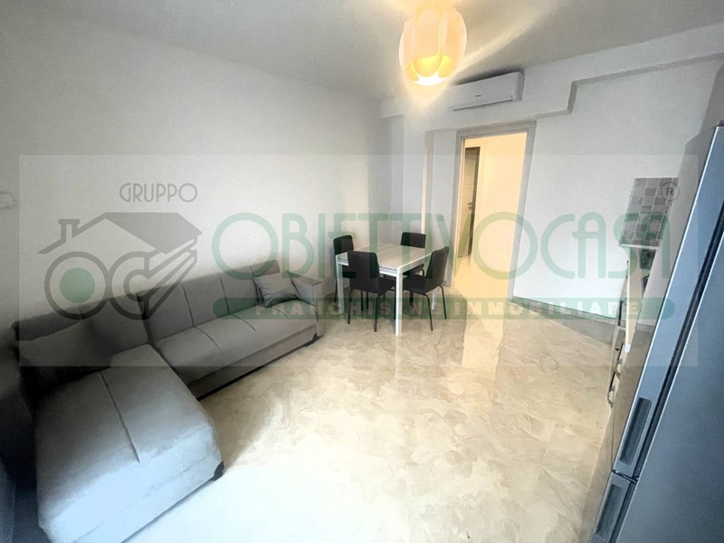 Casa Semi Indipendente in Affitto a Trezzano sul Naviglio, 2'600€, 101 m²