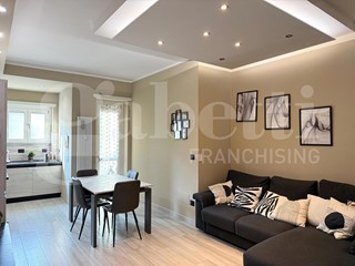 Trilocale in Vendita a Rivoli, 209'000€, 95 m²