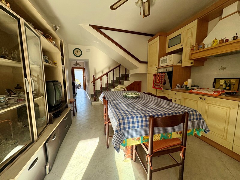 Casa Indipendente in Vendita a Muros, 85'000€, 120 m², arredato