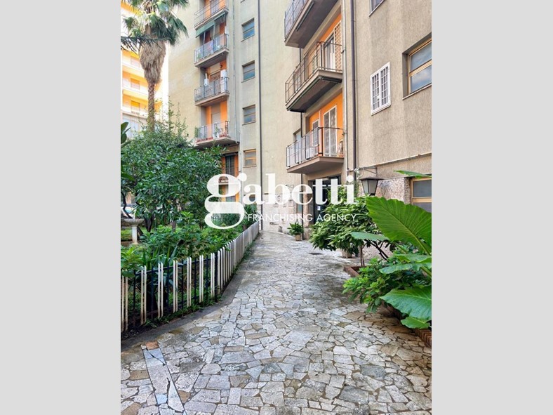 Trilocale in Vendita a Roma, 228'000€, 94 m²