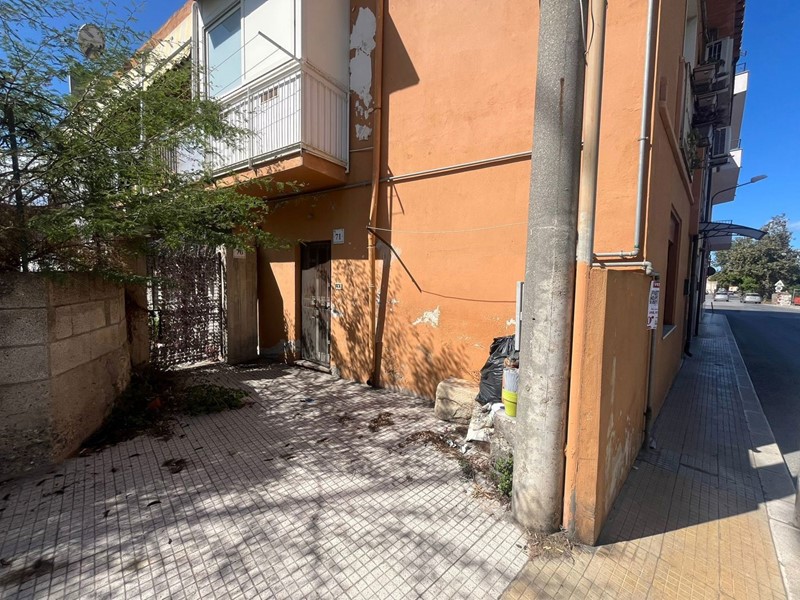 Quadrilocale in Vendita a Barcellona Pozzo di Gotto, 25'000€, 89 m²