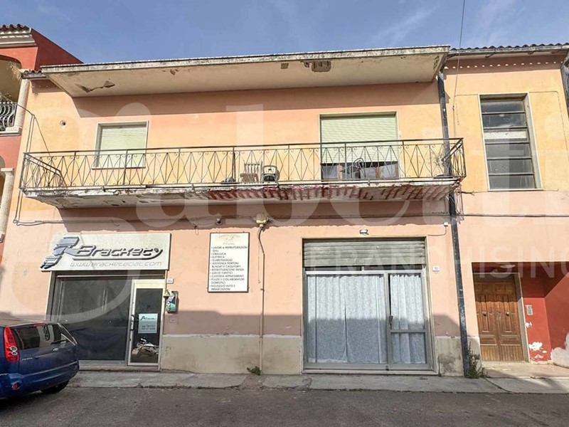 Negozio in Vendita a Olbia, 95'000€, 70 m²