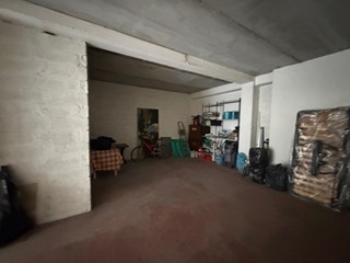 Box in Vendita a Terni, 27'000€, 50 m²