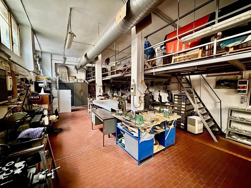 Laboratorio in Vendita a Milano, 395'000€, 124 m²