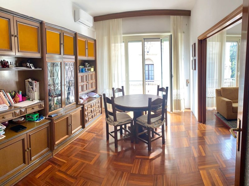 Appartamento in Vendita a Terni, 155'000€, 120 m²