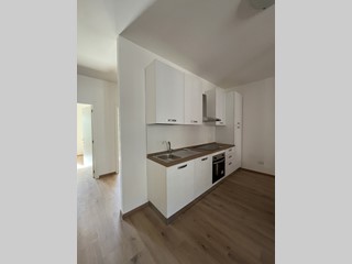 Appartamento in Vendita a Centro Valle Intelvi, 148'000€, 118 m²