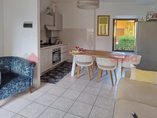 Bilocale in Vendita a Oleggio Castello, 87'000€, 55 m²