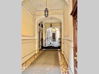 Monolocale in Vendita a Milano, 350'000€, 43 m², arredato