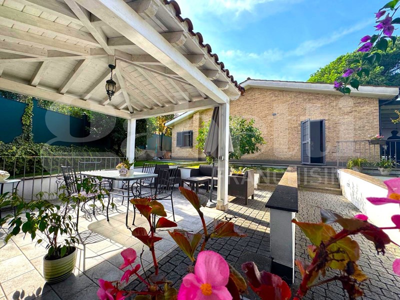 Villa in Vendita a Ariccia, 399'000€, 134 m²