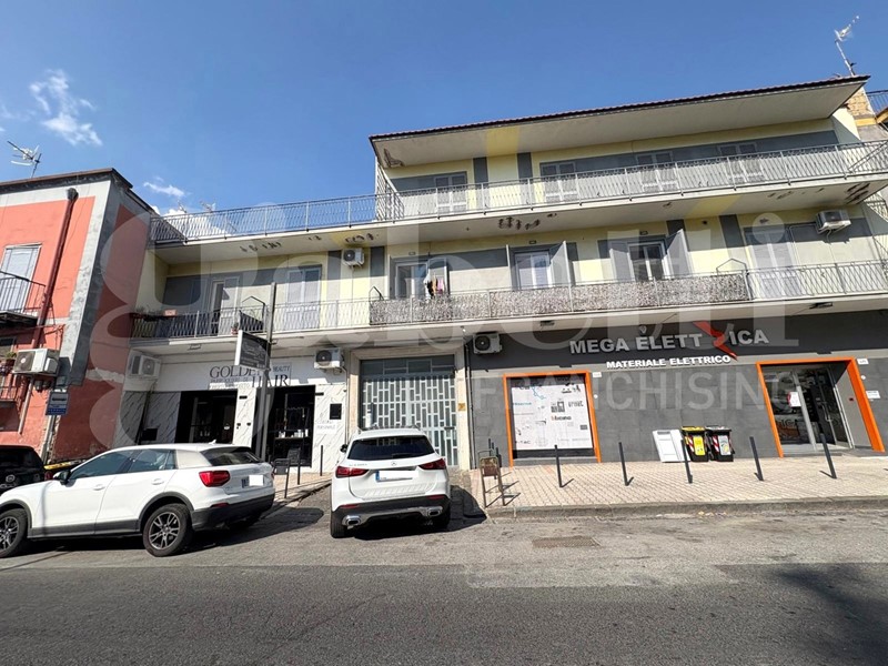 Bilocale in Affitto a Napoli, 600€, 65 m²