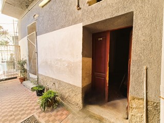 Trilocale in Vendita a Agrigento, 18'000€, 85 m²