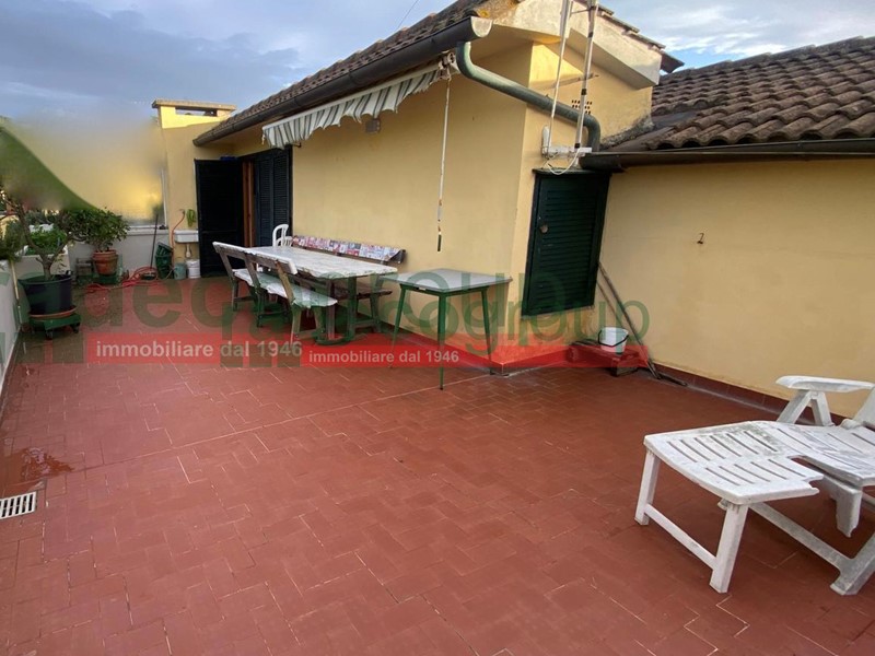 Quadrilocale in Vendita a Livorno, zona Montenero, 350'000€, 120 m², con Box