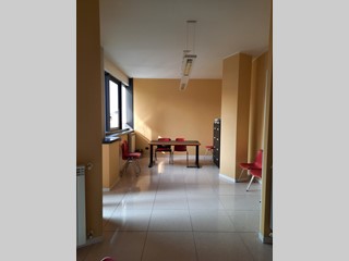 Ufficio in Affitto a Piacenza, 500€, 70 m²