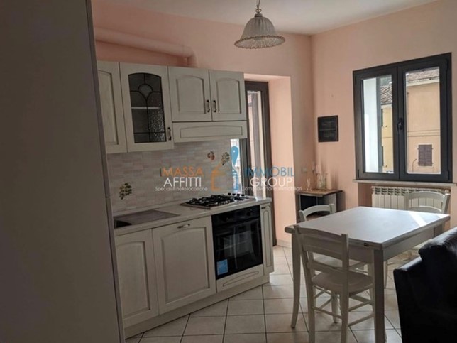 Casa Semi Indipendente in Affitto a Massa, 750€, 75 m², arredato