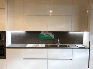 Casa Indipendente in Vendita a Ravenna, 580'000€, 250 m², con Box