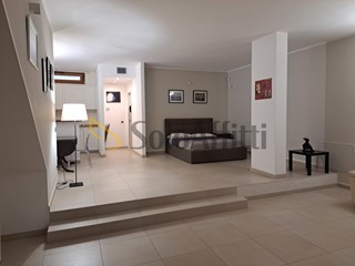 Monolocale in Affitto a Frascati, 700€, 80 m²