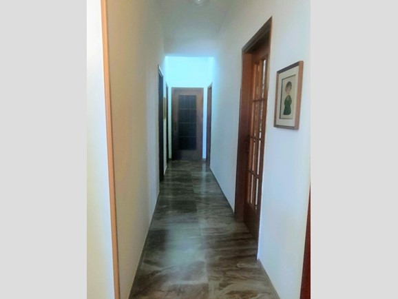 Quadrilocale in Vendita a Reggio Calabria, 75'000€, 160 m²