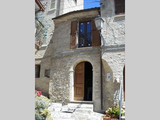 Casa Indipendente in Vendita a Colonnella, 120'000€, 207 m²