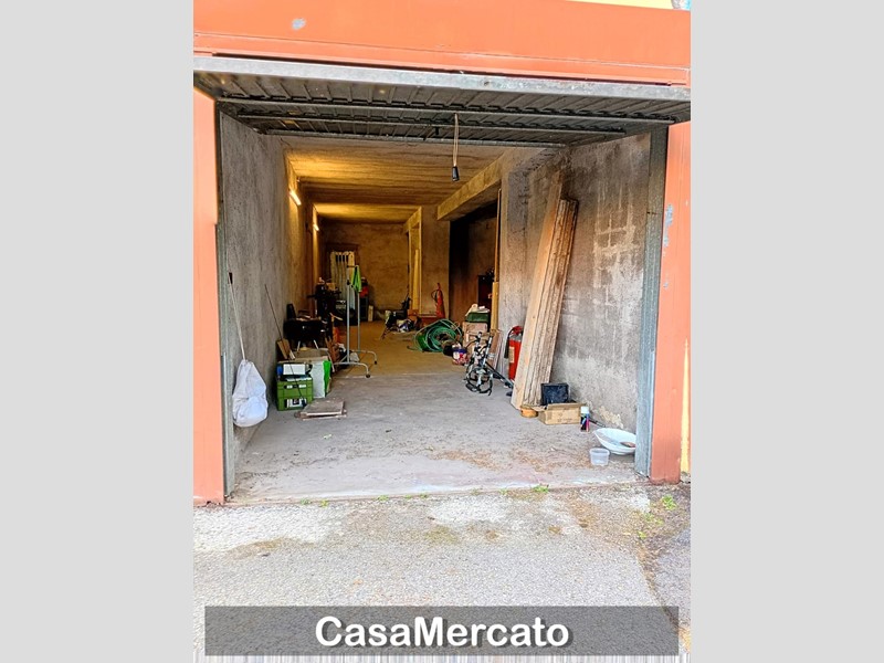 Box in Vendita a Rocca di Papa, 13'000€, 50 m²