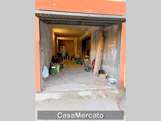 Box in Vendita a Rocca di Papa, 13'000€, 50 m²