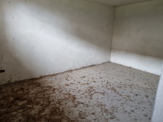 Casa Indipendente in Vendita a Massarosa, 240'000€, 180 m²