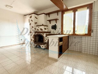 Casa Semi Indipendente in Vendita a Rosignano Marittimo, 320'000€, 110 m², con Box