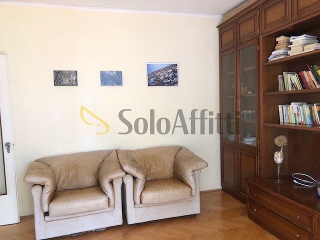 Bilocale in Affitto a Trieste, zona Fabio Severo, 500€, 65 m², arredato