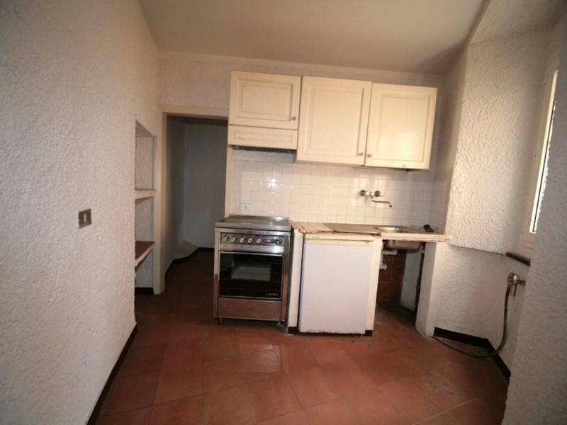 Quadrilocale in Vendita a Arcola, 60'000&euro;, 75 m²