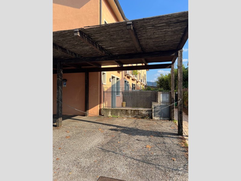 Appartamento in Vendita a Montecchio Maggiore, 125'000€, 85 m²