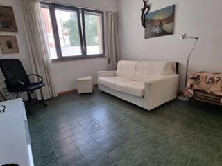 Ufficio in Vendita a Viareggio, zona Centro, 185'000€, 50 m², arredato