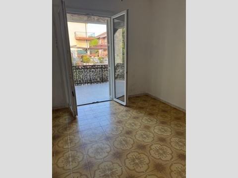 Quadrilocale in Vendita a Imperia, zona Porto Maurizio, 170'000€, 95 m²
