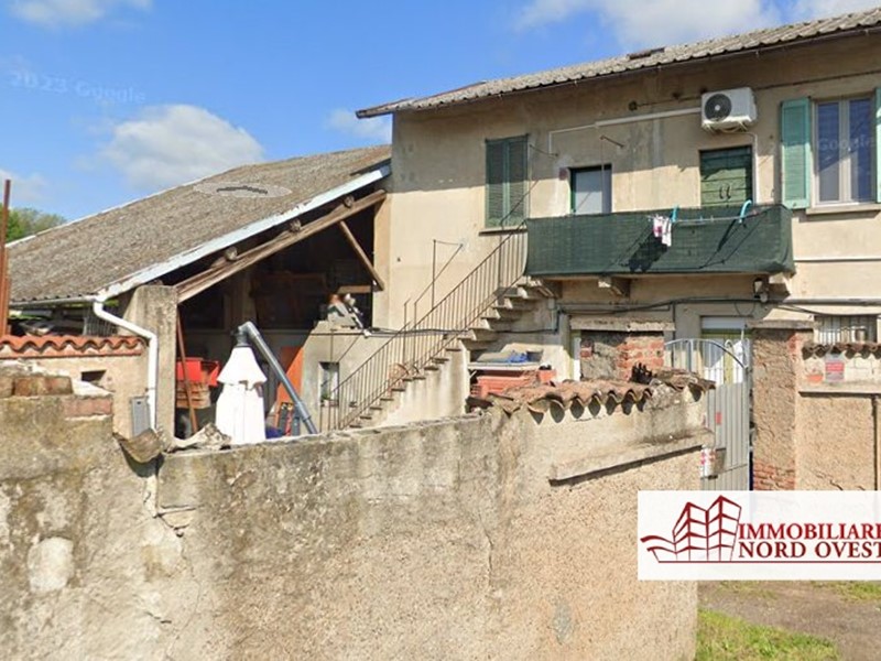 Casa Indipendente in Vendita a Magenta, 150'000€, 100 m²