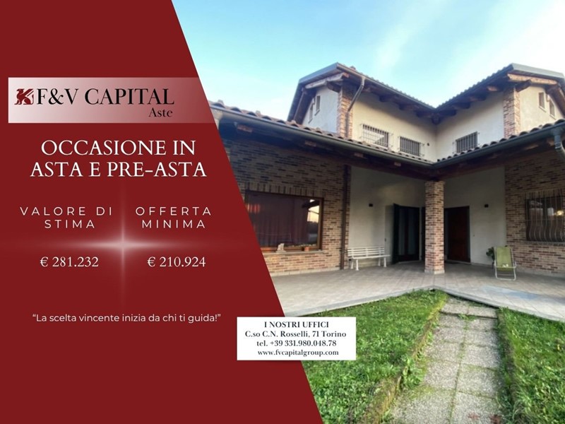 Villa in Vendita a Riva presso Chieri, 210'924€, 336 m²