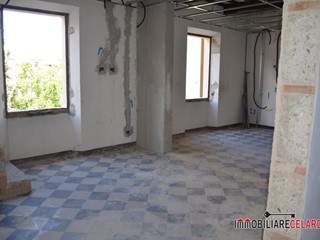 Appartamento in Vendita a Poggibonsi, 370'000€, 176 m²