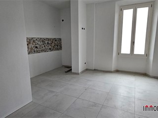 Trilocale in Vendita a Poggibonsi, 160'000&euro;, 74 m²